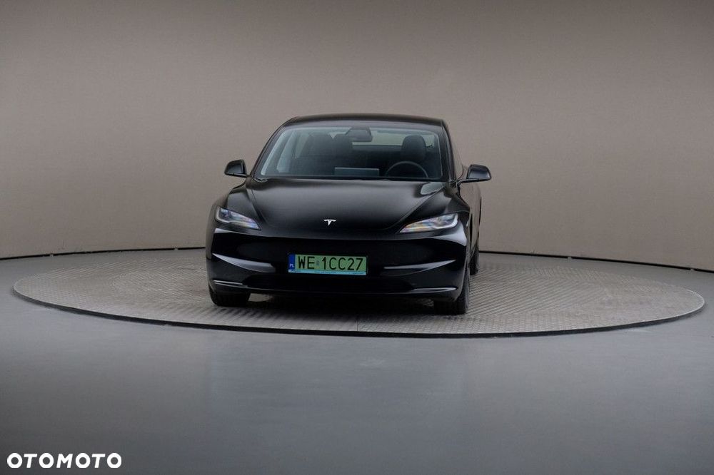 Tesla Model 3 - 3