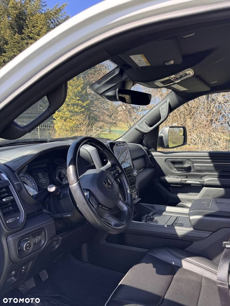 RAM 1500 Crew Cab Limited - 9