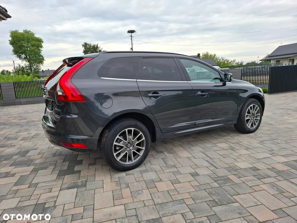 Volvo XC 60 D3 Momentum - 9