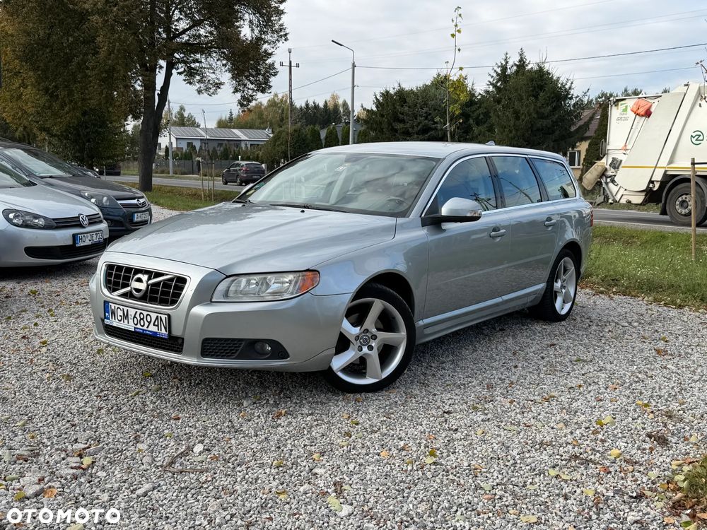 Volvo V70 2.4D Momentum - 2