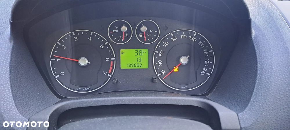 Ford Fiesta - 18