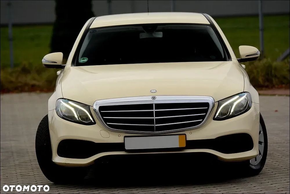 Mercedes-Benz Klasa E 200 d 9G-TRONIC - 6