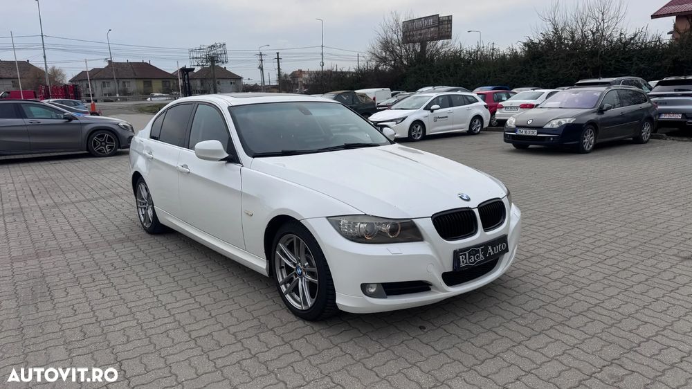 BMW Seria 3 330d xDrive - 2