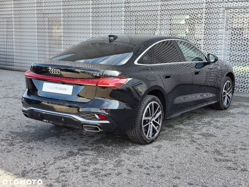 Audi A5 Limousine - 8