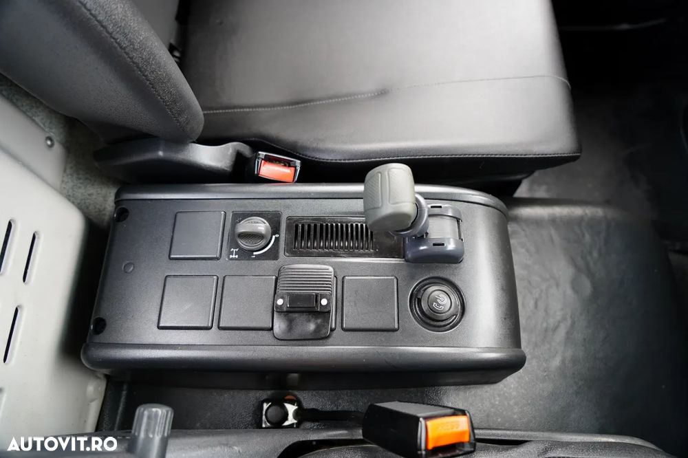 Iveco EUROCARGO 160 E22 / BASCĂLĂTOR 3 DIRECȚII / HIDRODOXIE LATERALĂ / BORDMATIC / EURO 5 EEV - 34