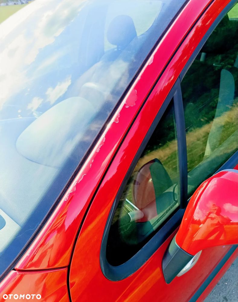 Peugeot 207 1.4 - 18