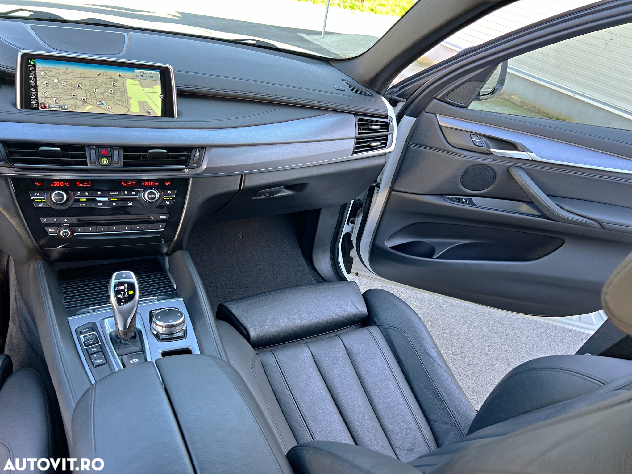 BMW X6 M M50d - 14