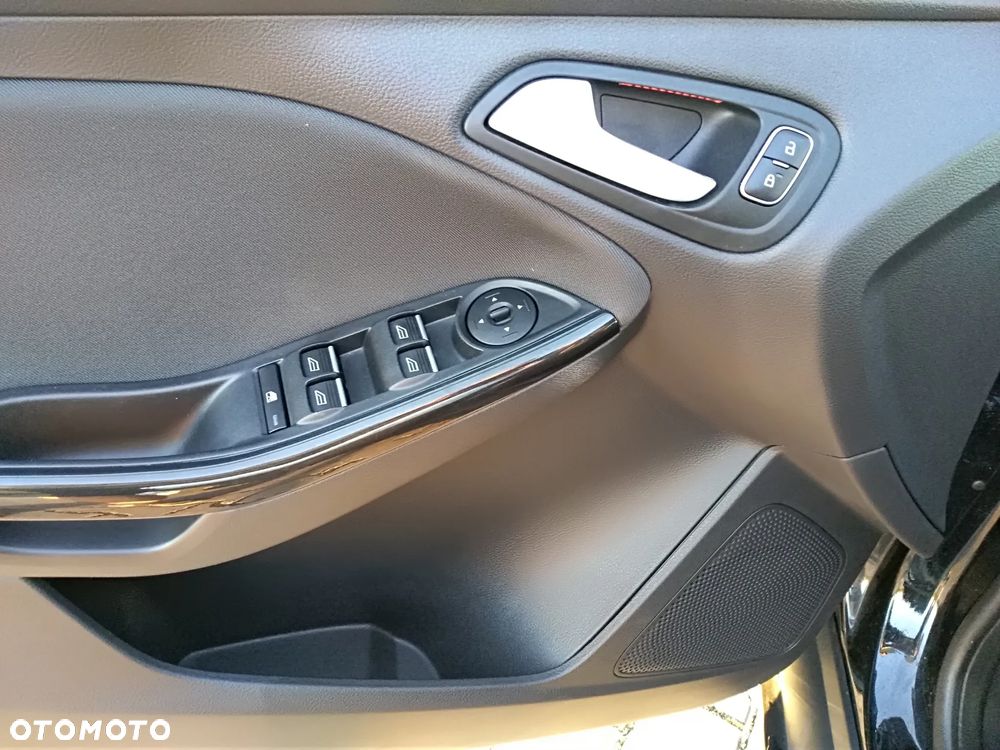 Ford Focus 1.5 TDCi DPF Start-Stopp-System Titanium - 9