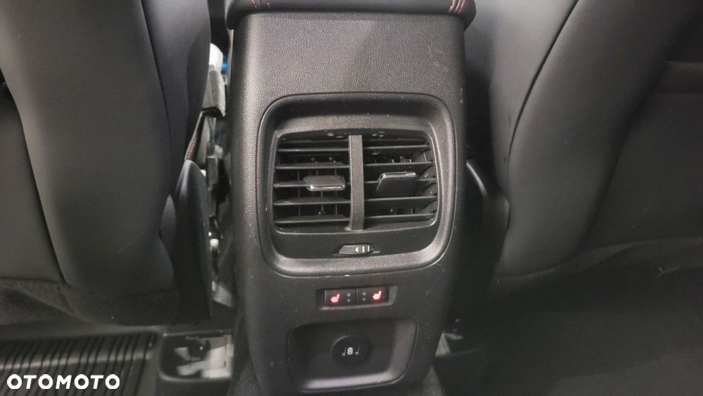 Ford Kuga - 21