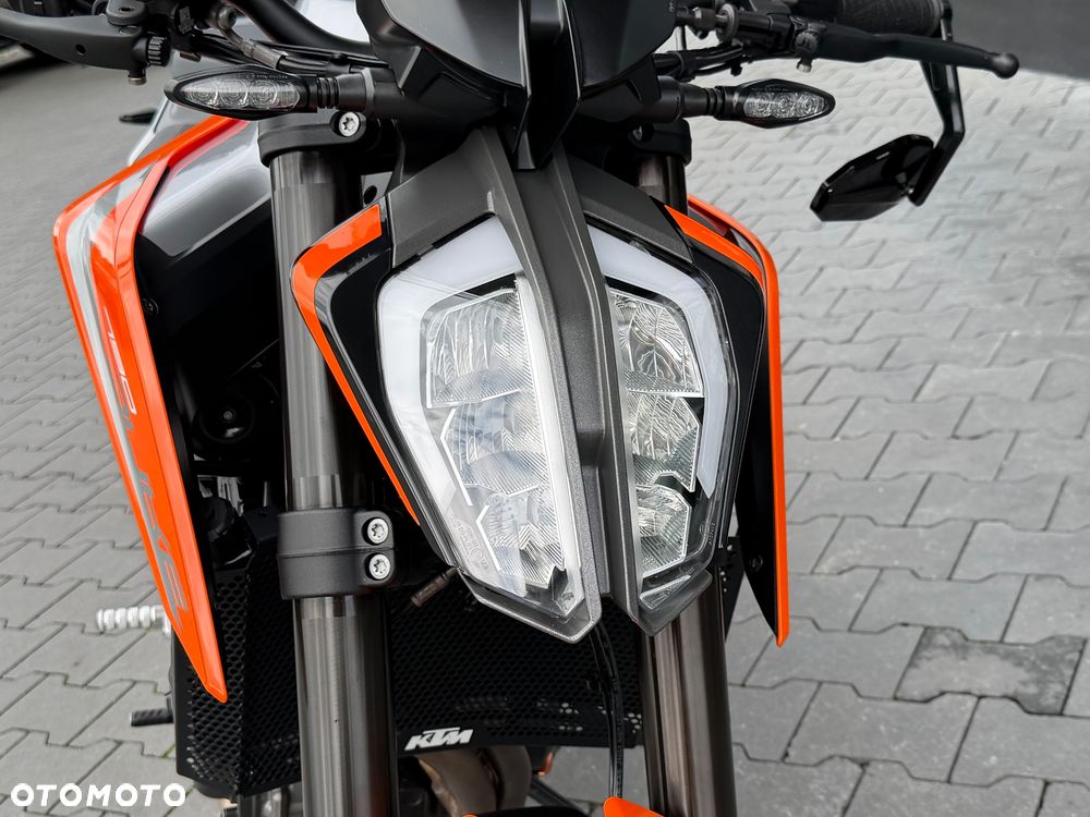 KTM Duke 790 - 22