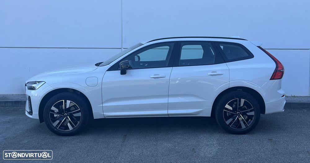 Volvo XC 60 2.0 T6 PHEV Plus Dark AWD - 8