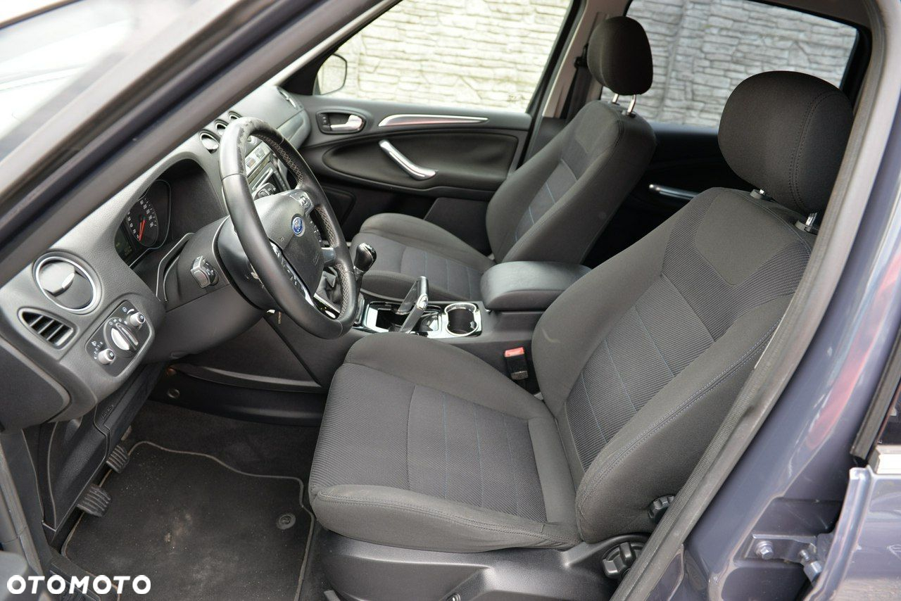 Ford S-Max - 9