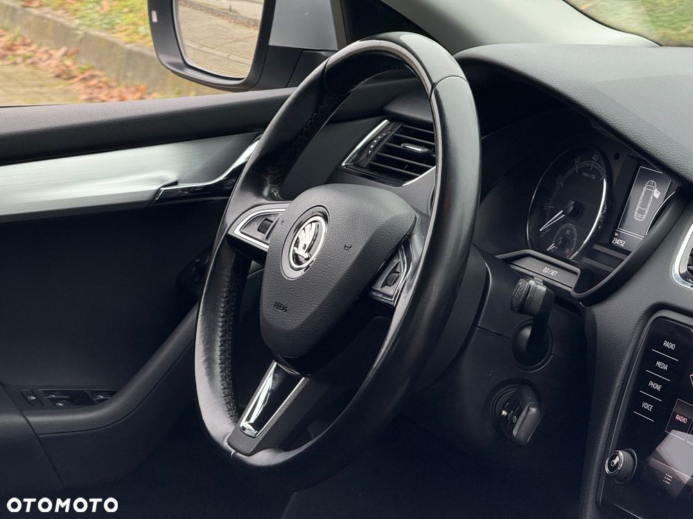 Skoda Octavia 1.4 TSI Ambition - 12