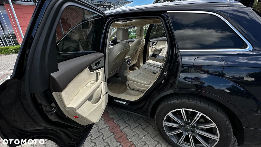 Audi Q7 - 20