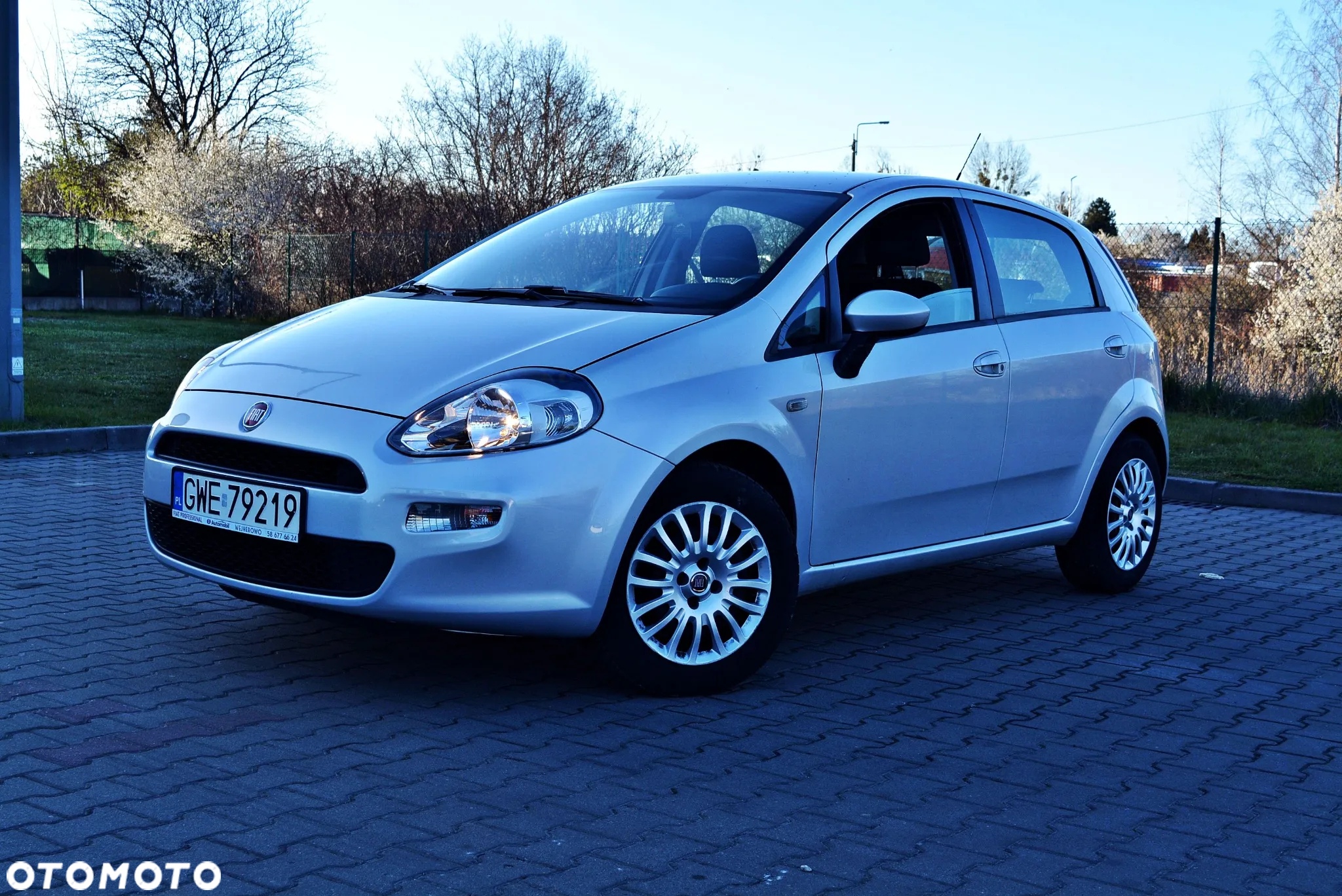 Fiat Punto 1.2 Easy - 12