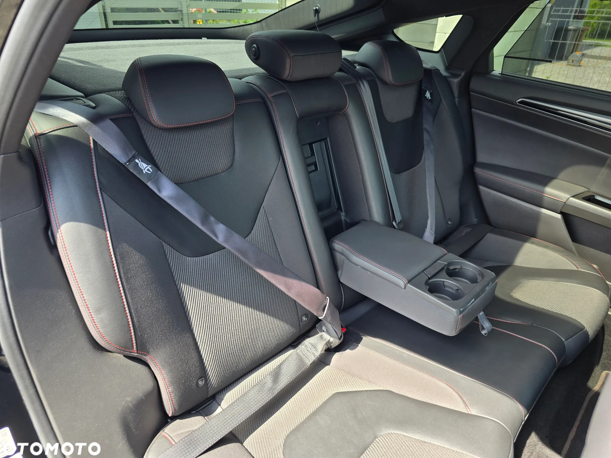 Ford Mondeo 1.5 EcoBoost ST-Line X - 20