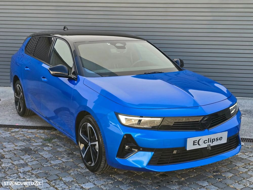 Opel Astra Caravan - 1