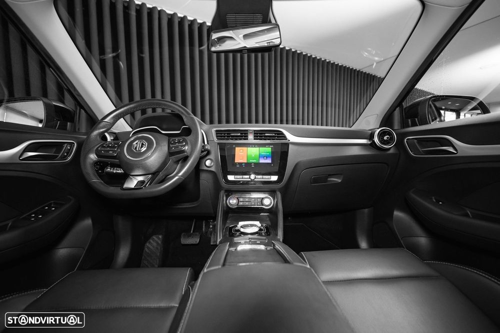 MG ZS EV 44.5 kWh Luxury - 12