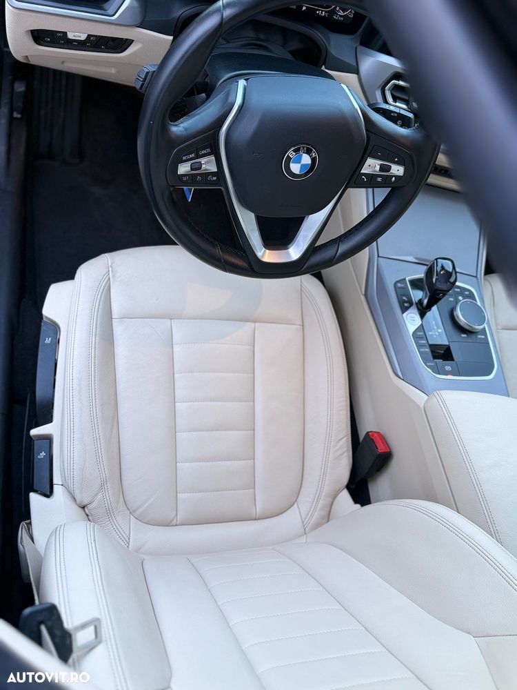 BMW Seria 3 330e Aut. - 26