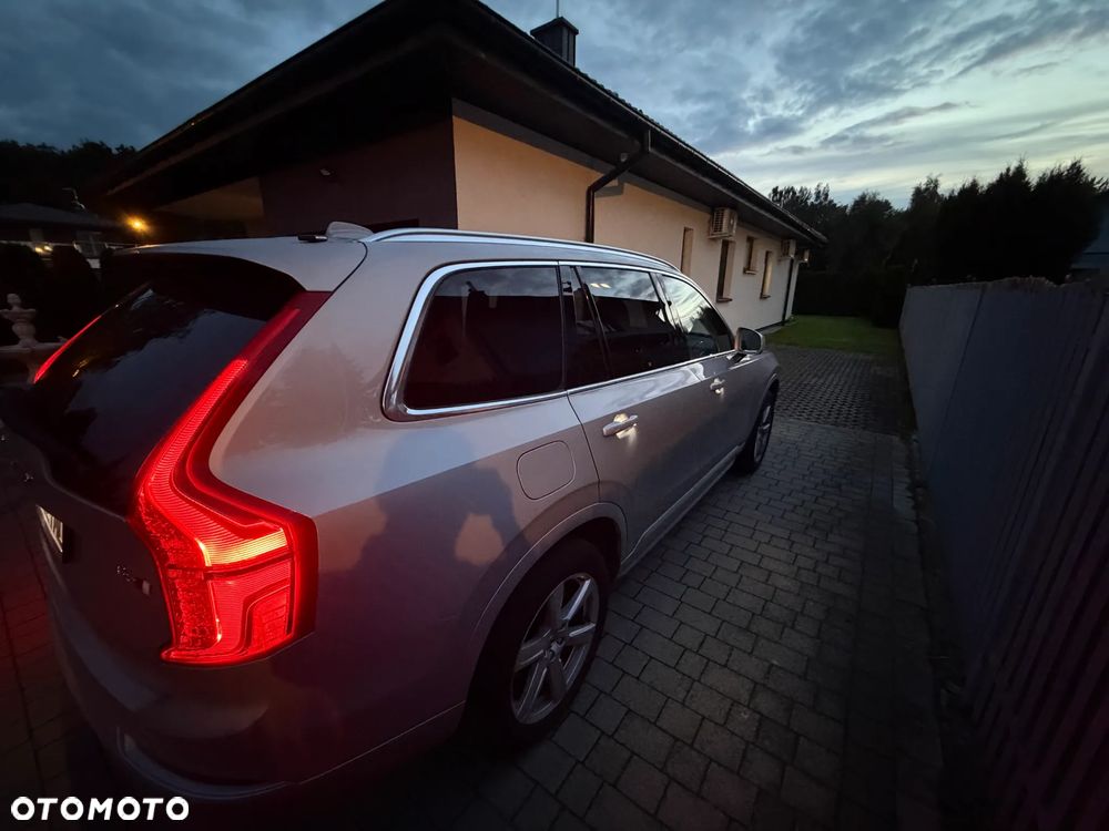 Volvo XC 90 B5 D AWD Momentum - 15