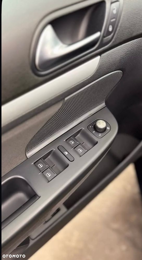 Volkswagen Jetta 1.6 TDI DPF Comfortline - 13