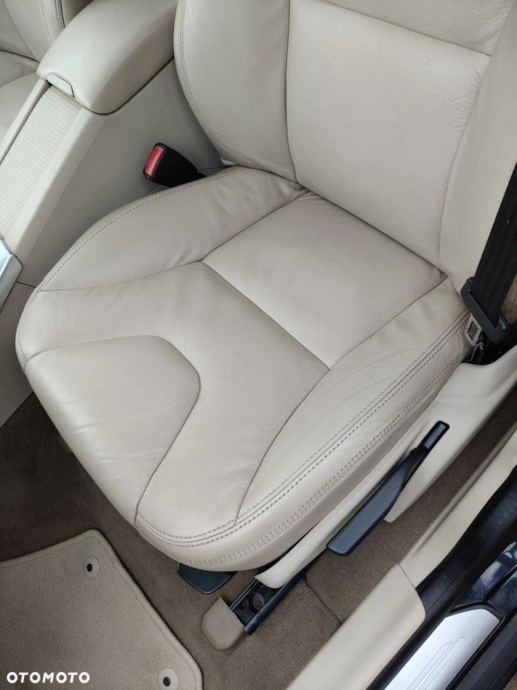 Volvo XC 60 D4 R-Design Kinetic - 23