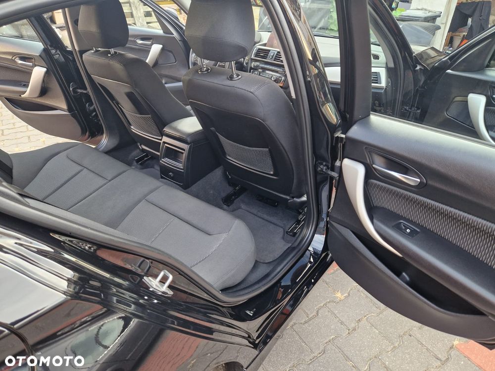 BMW Seria 1 116i Sport Line - 20