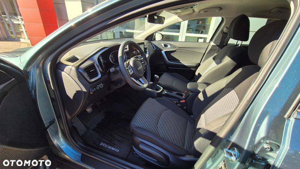 Kia XCeed 1.5 T-GDI M - 14