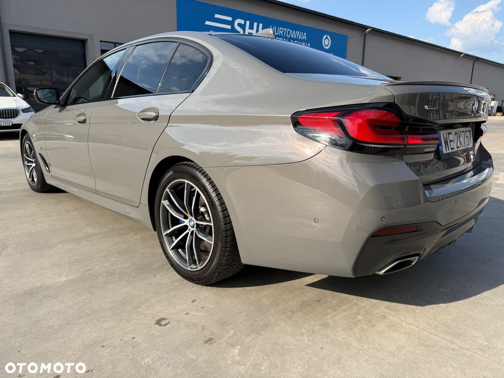 BMW Seria 5 520d xDrive M Sport sport - 5