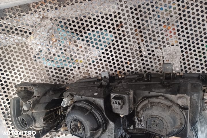 Far dreapta 8693558 04HCR3002A Volvo S80 1 [1998 - 2006] Sedan 2.4 MT - 1
