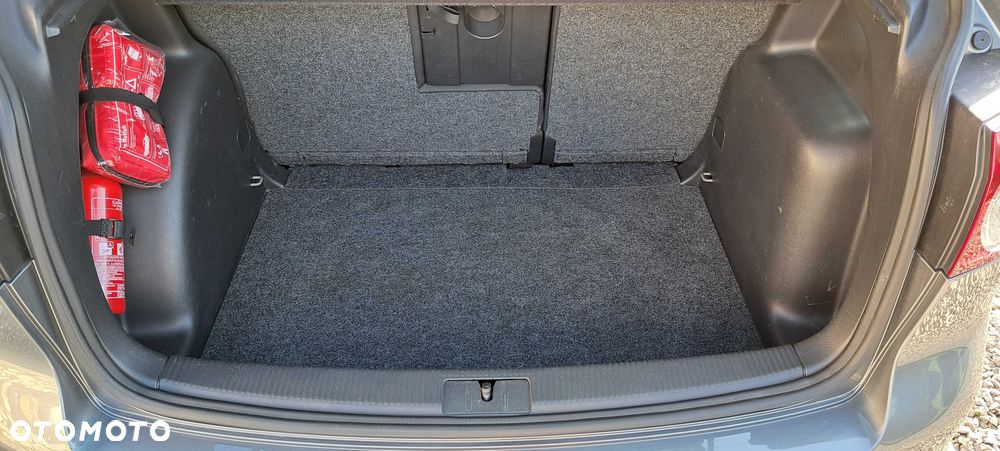 Volkswagen Golf Plus - 10
