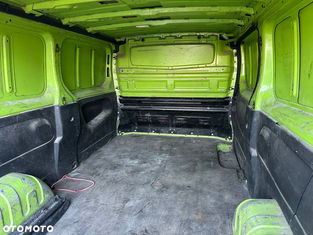 Opel Vivaro - 12