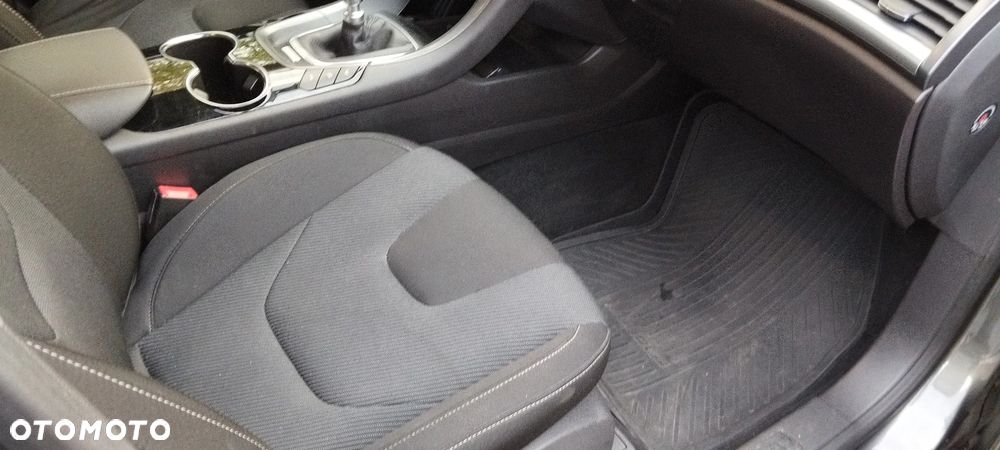 Ford Mondeo 2.0 TDCi Titanium - 18
