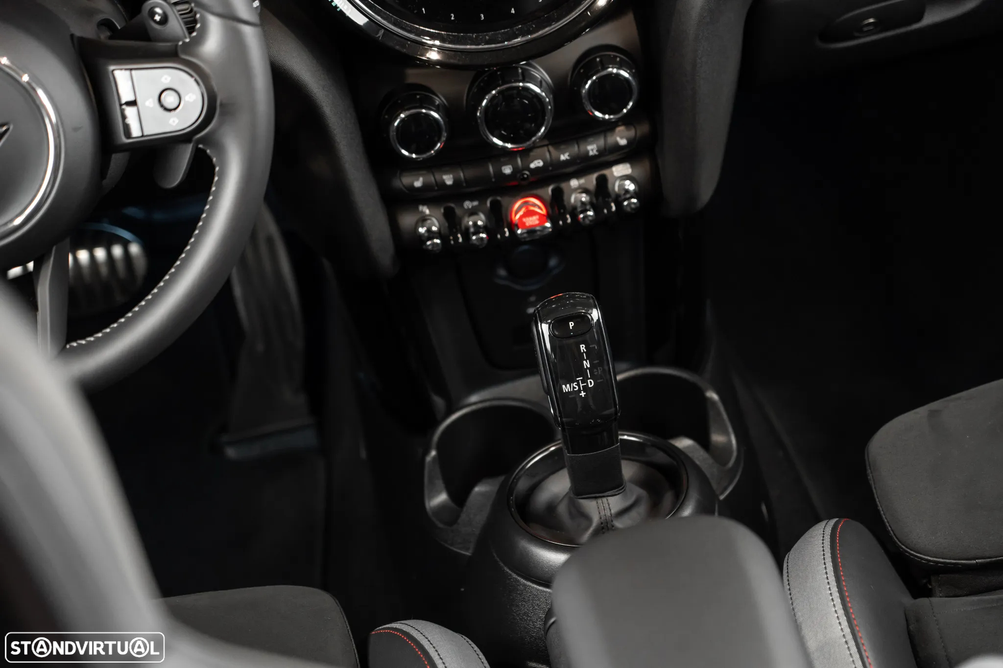 MINI Cabrio John Cooper Works Auto Desportiva - 20