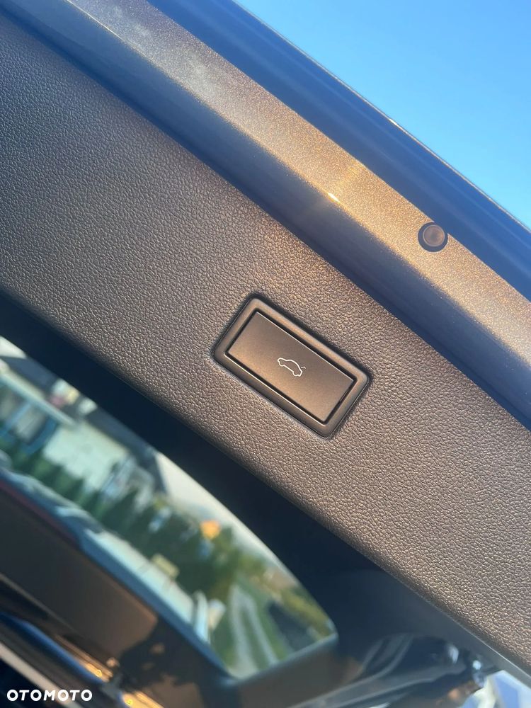 Volkswagen Tiguan - 5