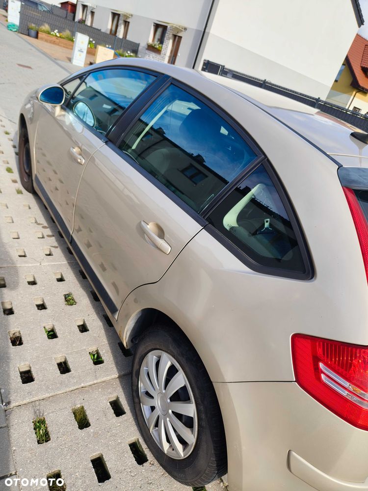 Citroën C4 - 4
