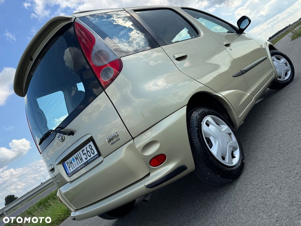 Toyota Yaris Verso 1.3 Sol - 10