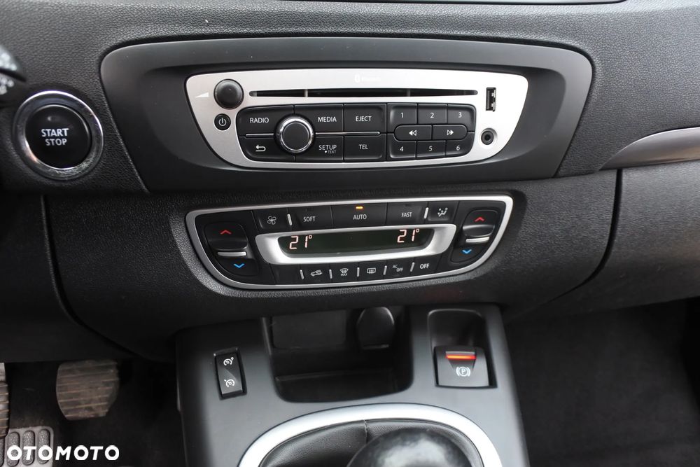 Renault Scenic ENERGY TCe 130 S&S LIMITED - 17