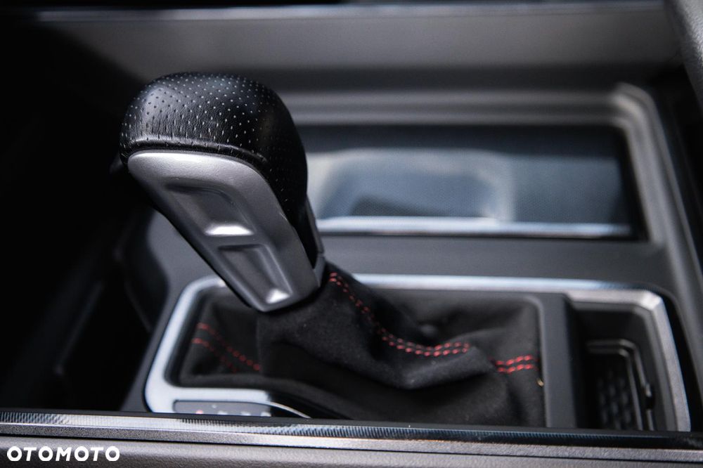 RAM 1500 Crew Cab Sport - 24