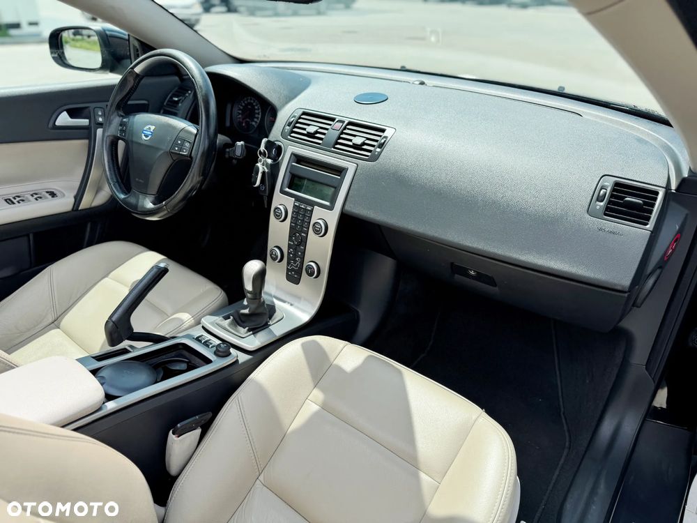 Volvo C70 2.0D Summum - 23