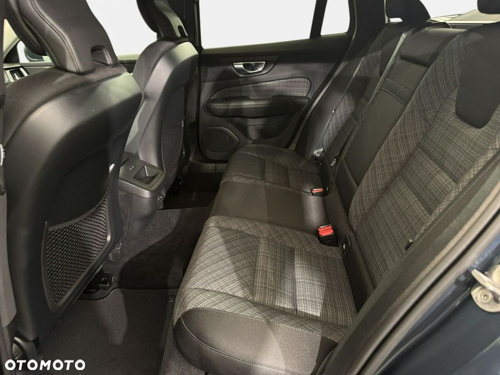 Volvo V60 - 15