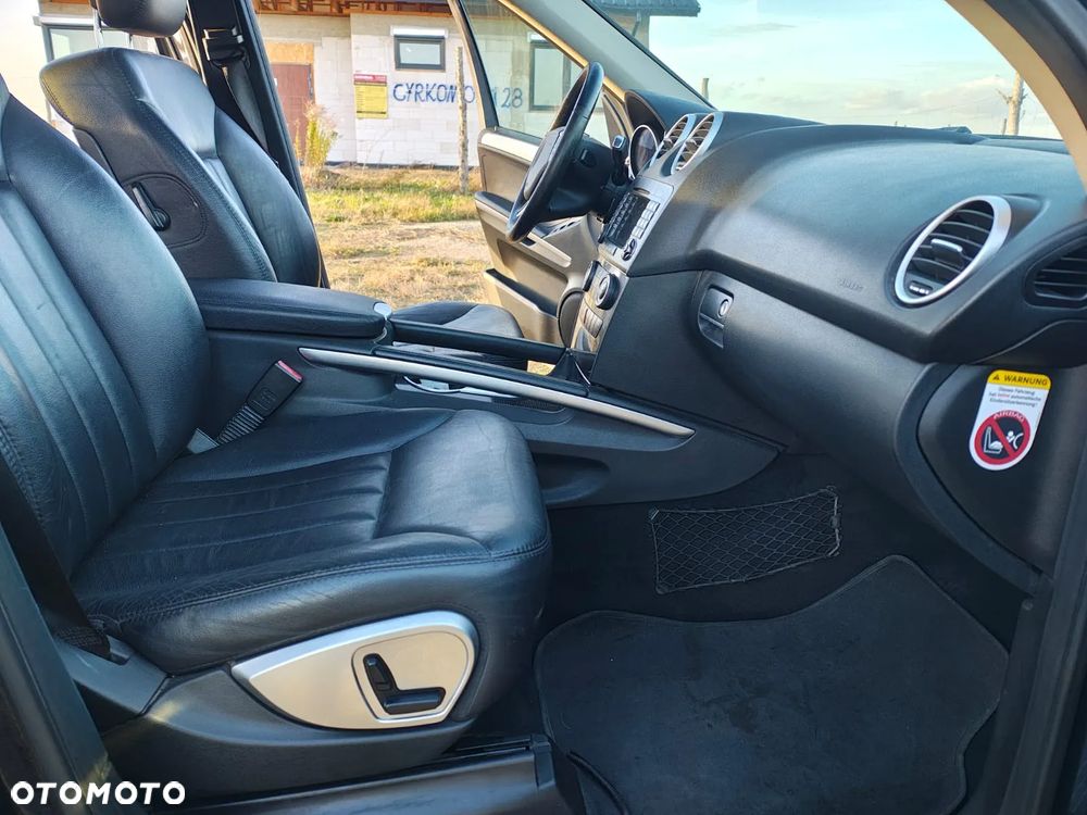 Mercedes-Benz ML - 9