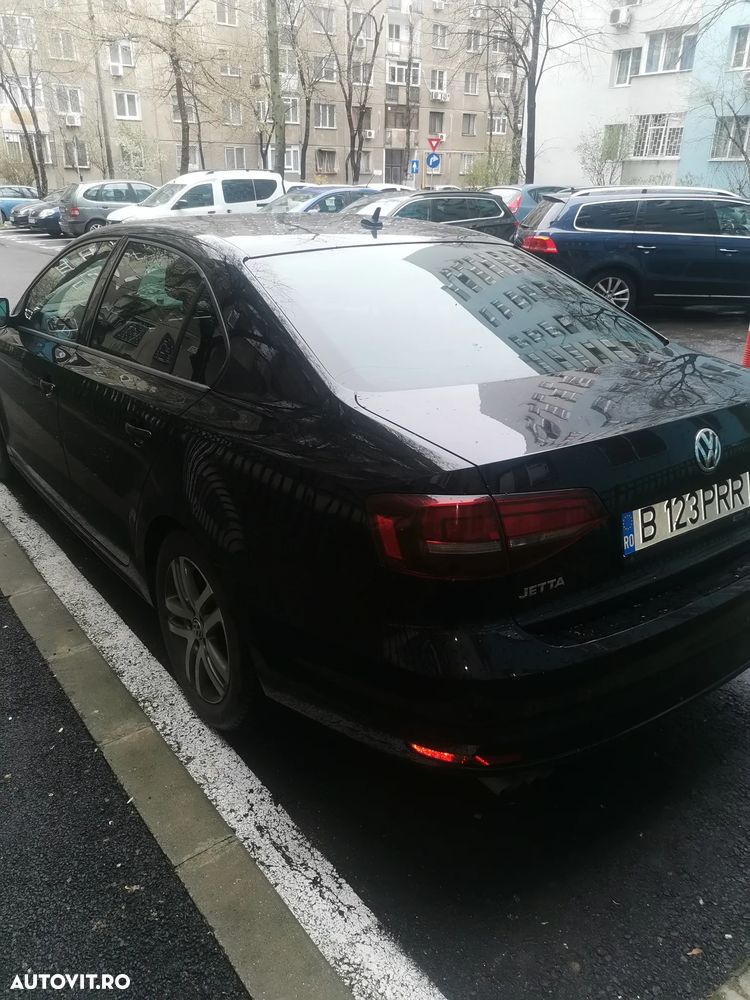 Volkswagen Jetta 2.0 TDI Comfortline - 2