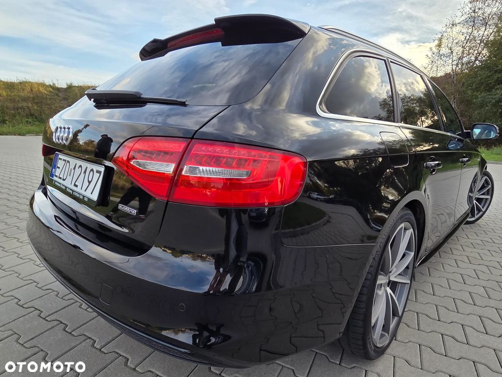 Audi A4 Avant 2.0 TDI DPF quattro S tronic S line Sportpaket - 15