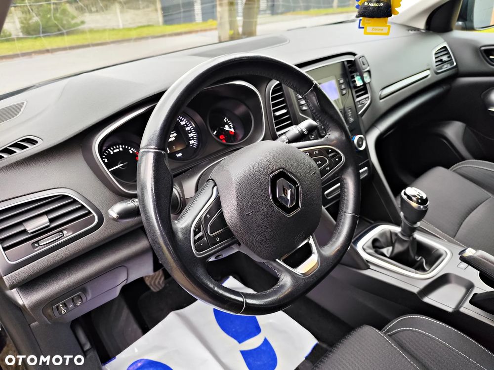 Renault Megane 1.6 SCe Life - 20