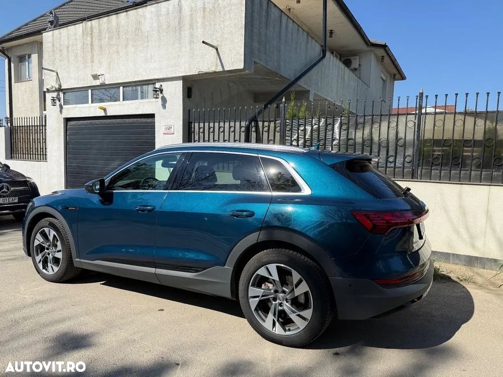 Audi e-tron 50 quattro - 4