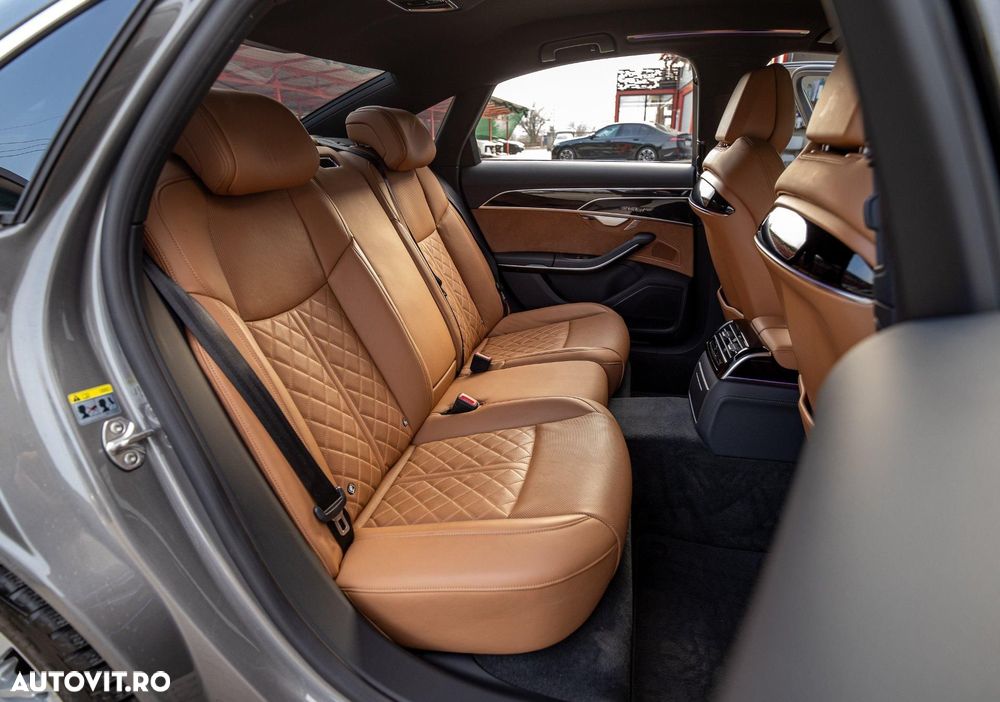 Audi A8 - 13
