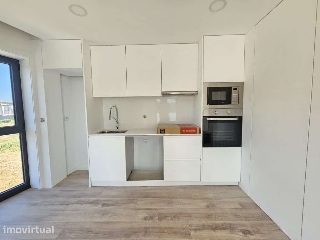 Apartamento T0, 4º Andar, Edifício Varandas Village - Calendário- F... - Grande imagem: 3/21