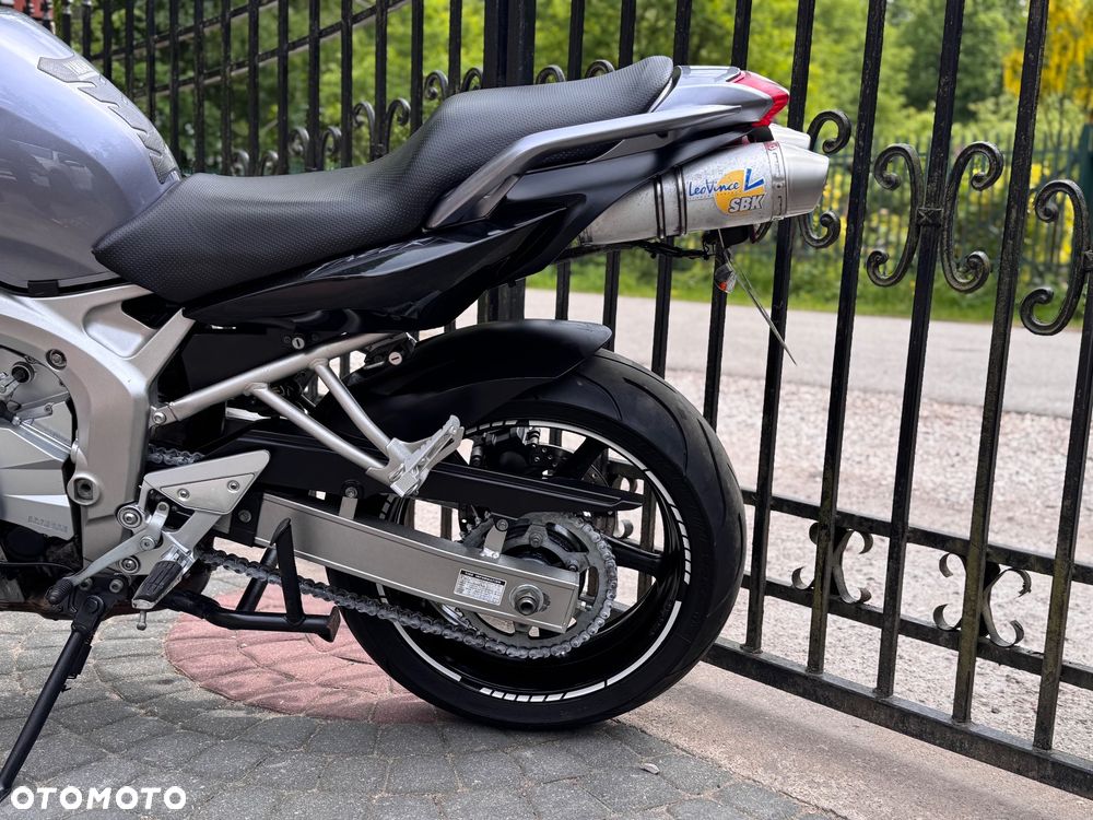 Yamaha FZ6 - 20