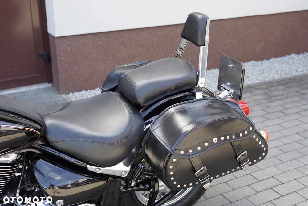 Suzuki VL 800 Volusia - 23